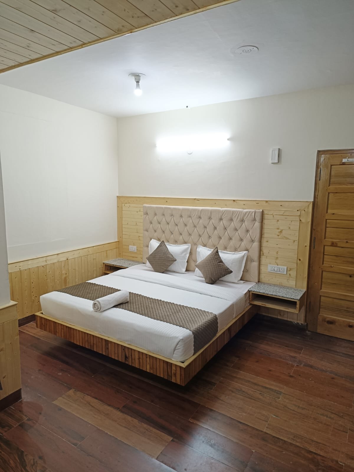 BTH Hotels & Resorts – Rooms & interiors, view 31